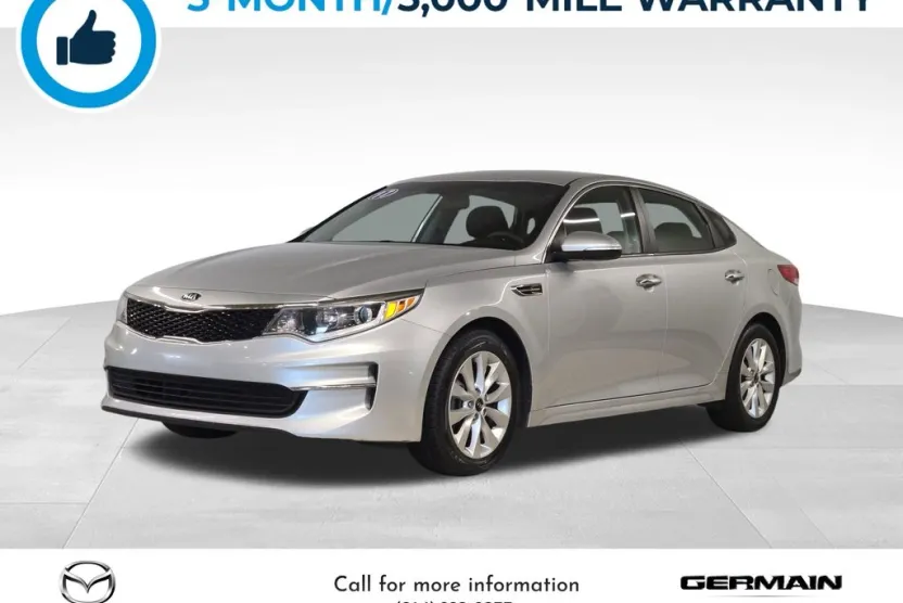 2017 Kia Optima LX photo 1