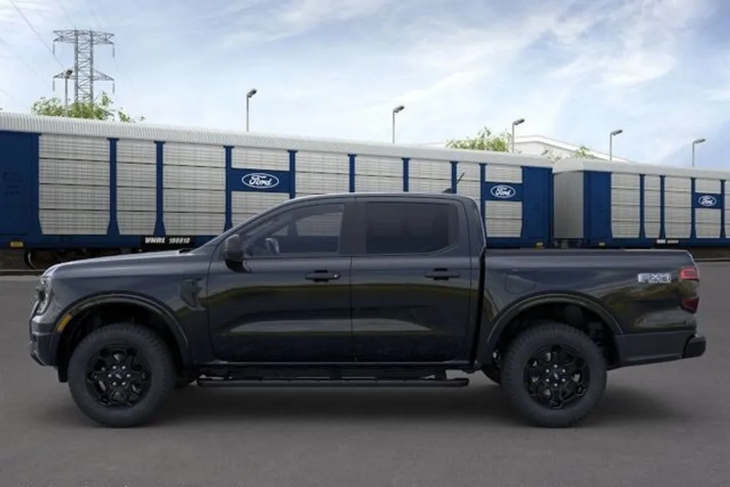 2025 Ford Ranger XLT photo 1