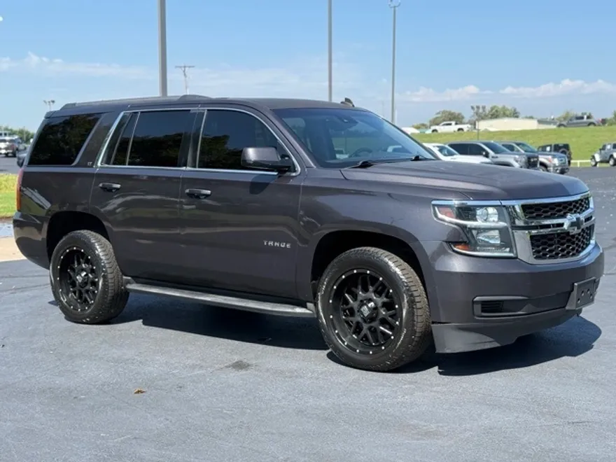 2015 Chevrolet Tahoe LT photo 1