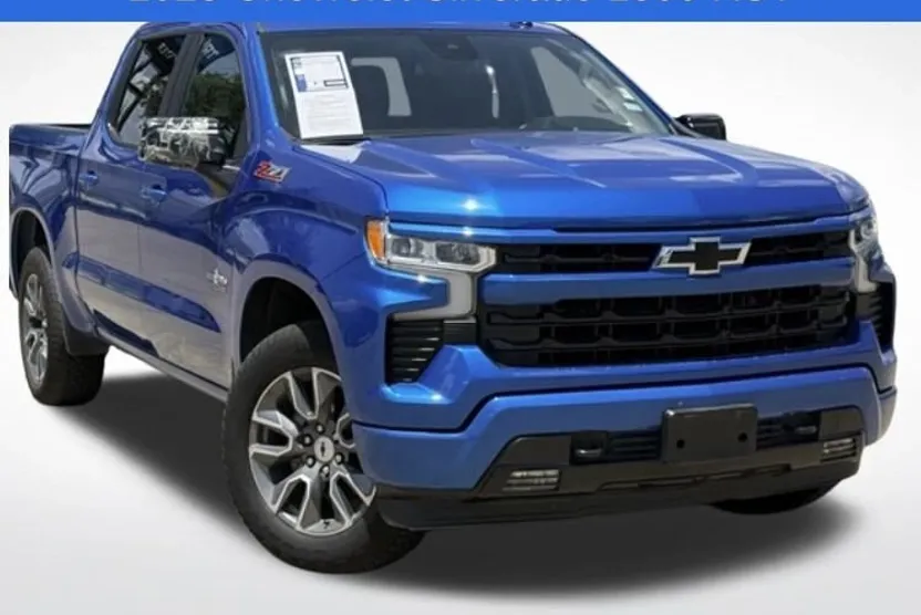 2023 Chevrolet Silverado 1500 RST photo 1