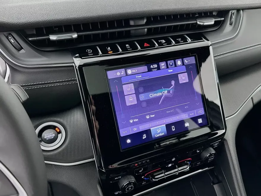 2025 Jeep Grand Cherokee Altitude X photo 33