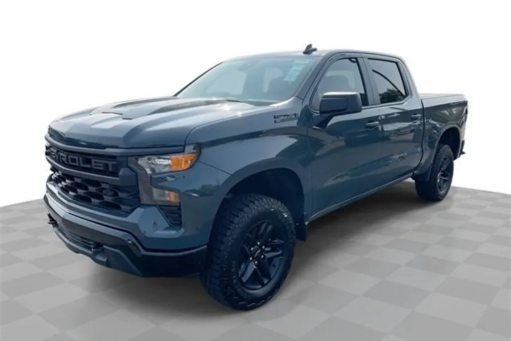 2026 Chevrolet Silverado 1500 Custom Trail Boss photo 1