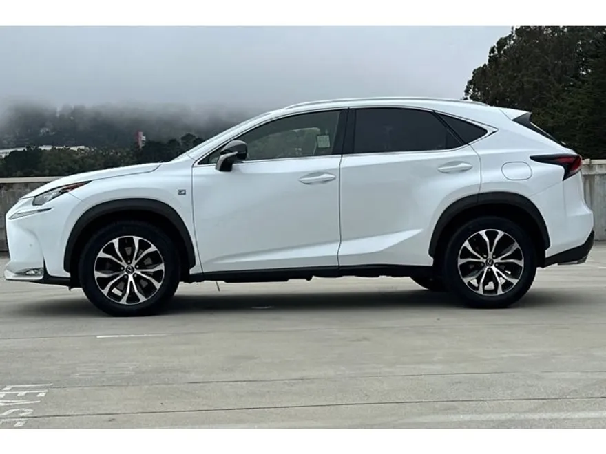 2016 Lexus NX 200t F SPORT photo 1