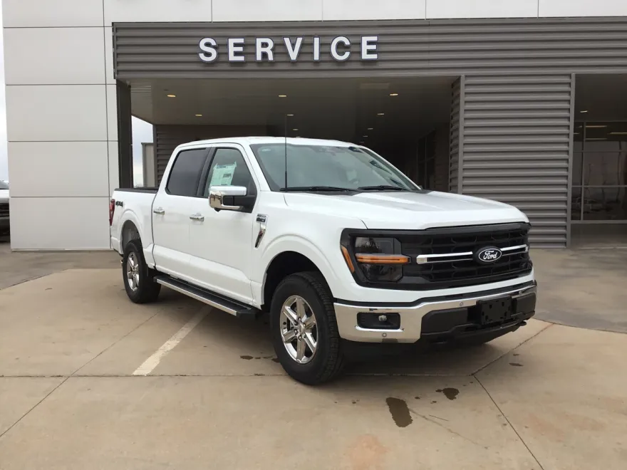 2024 Ford F-150 XLT photo 1