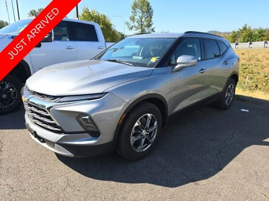 2024 Chevrolet Blazer 3LT photo 1