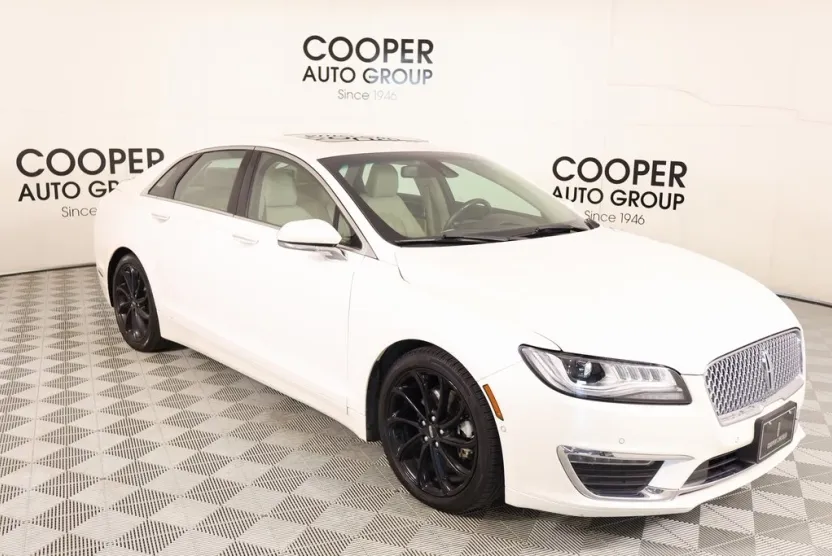 2020 Lincoln MKZ Reserve photo 1