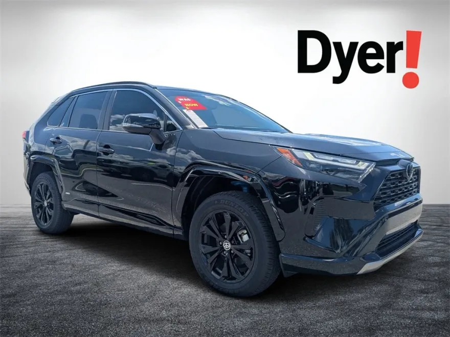 2025 Toyota RAV4 Hybrid SE photo 1