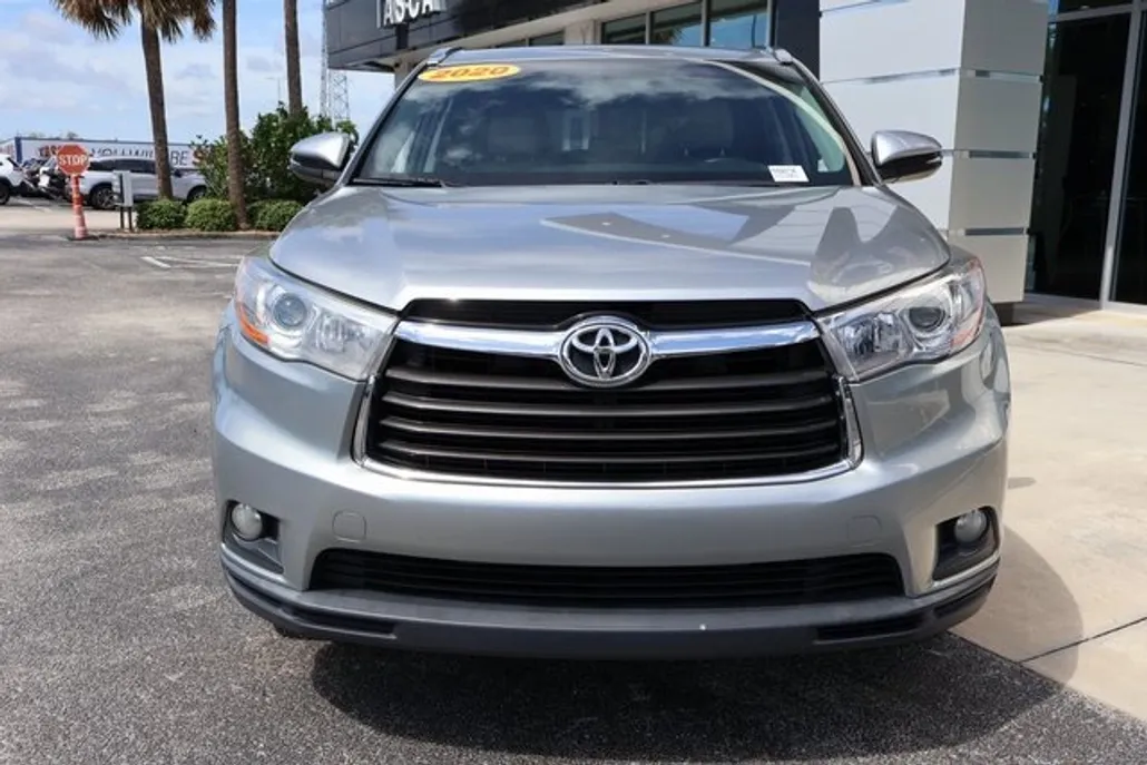 2015 Toyota Highlander XLE photo 1