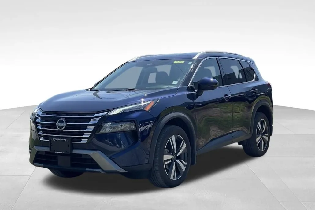2024 Nissan Rogue SL photo 1