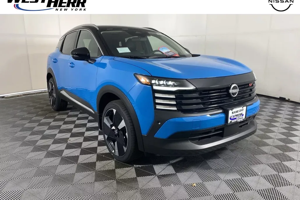 2025 Nissan Kicks SR photo 1