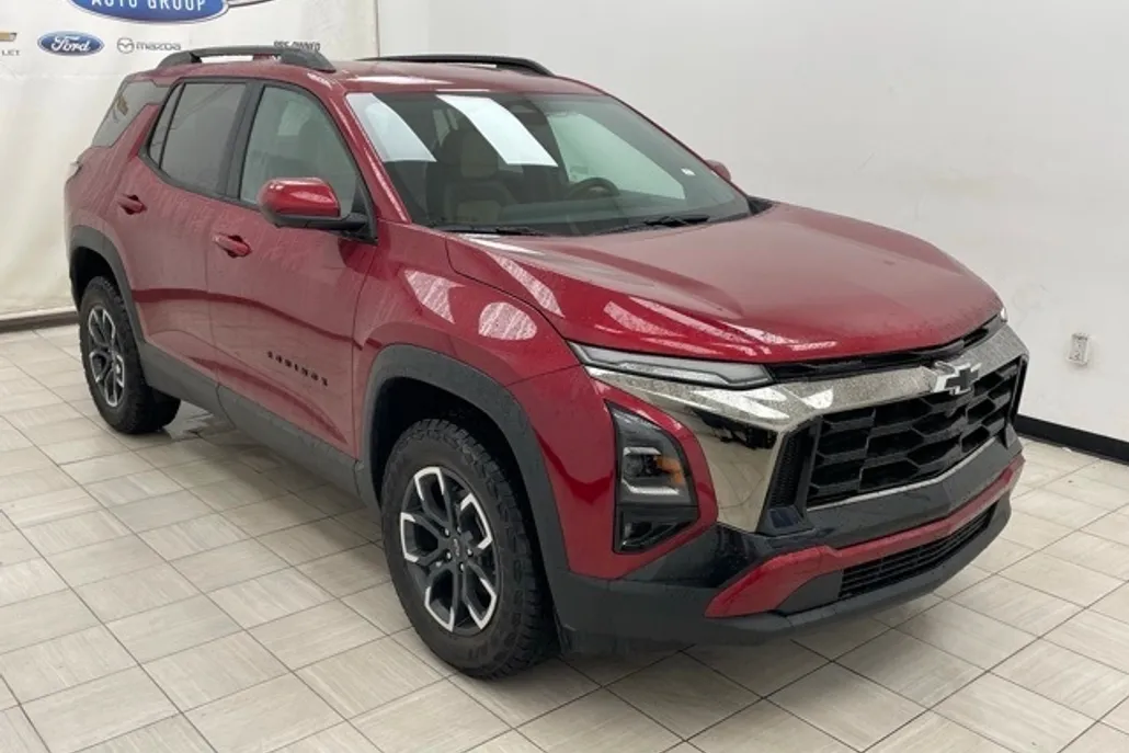2026 Chevrolet Equinox ACTIV photo 1