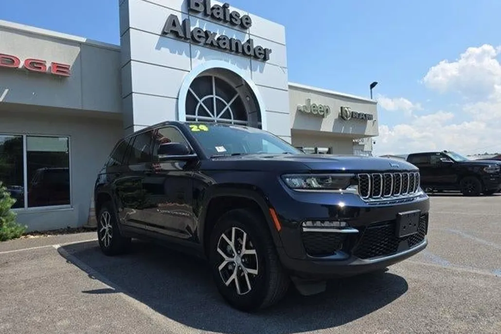2024 Jeep Grand Cherokee Limited photo 1