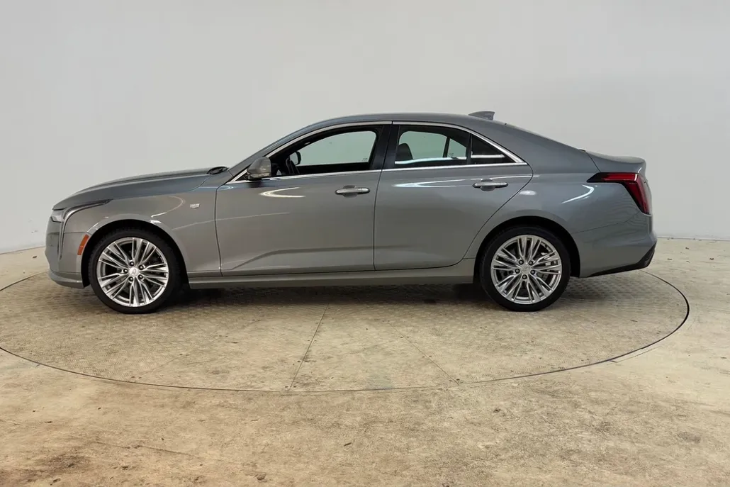 2023 Cadillac CT4 Premium Luxury photo 1