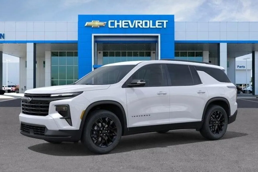 2026 Chevrolet Traverse photo 1