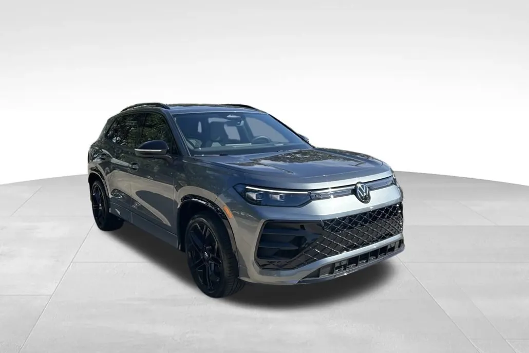 2025 Volkswagen Tiguan SE R-Line Black photo 1