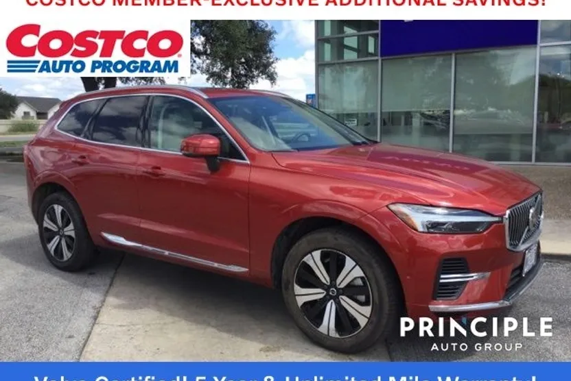 2023 Volvo XC60 Recharge Hybrid T8 Plus photo 1
