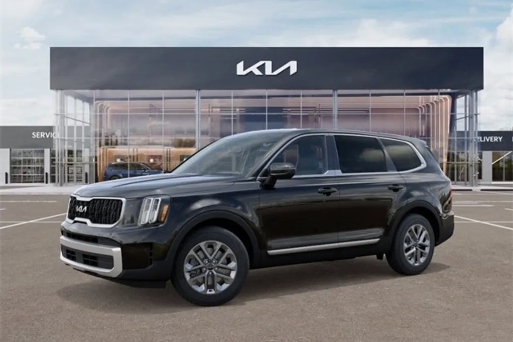 2025 Kia Telluride LX photo 1