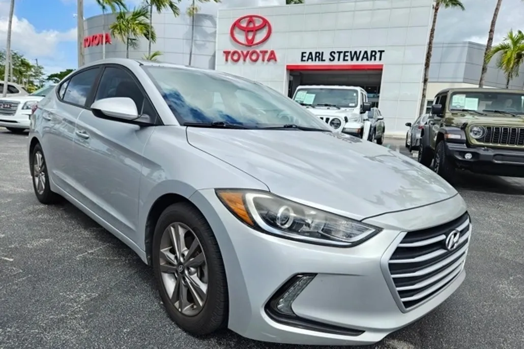 2018 Hyundai Elantra Value Edition photo 1