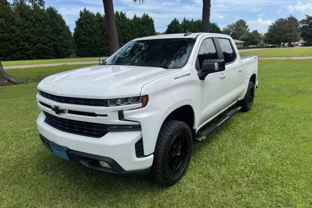 2019 Chevrolet Silverado 1500 RST photo 1