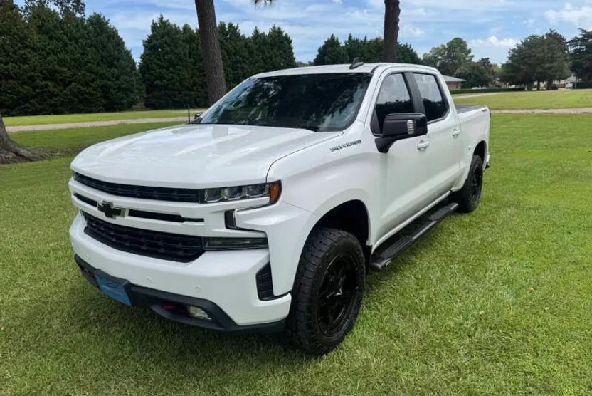 2019 Chevrolet Silverado 1500 RST photo 1