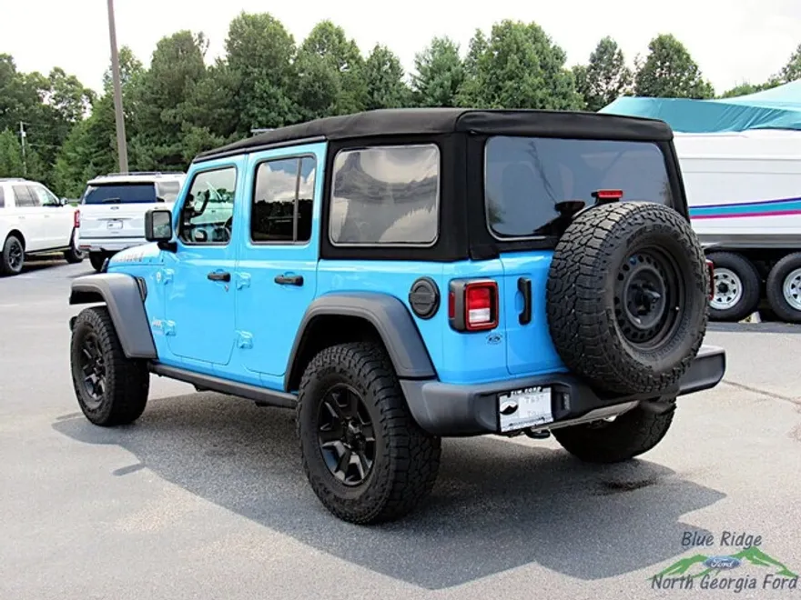2021 Jeep Wrangler Unlimited Islander photo 3
