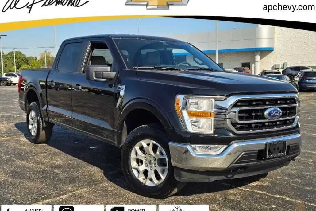 2023 Ford F-150 XLT photo 1