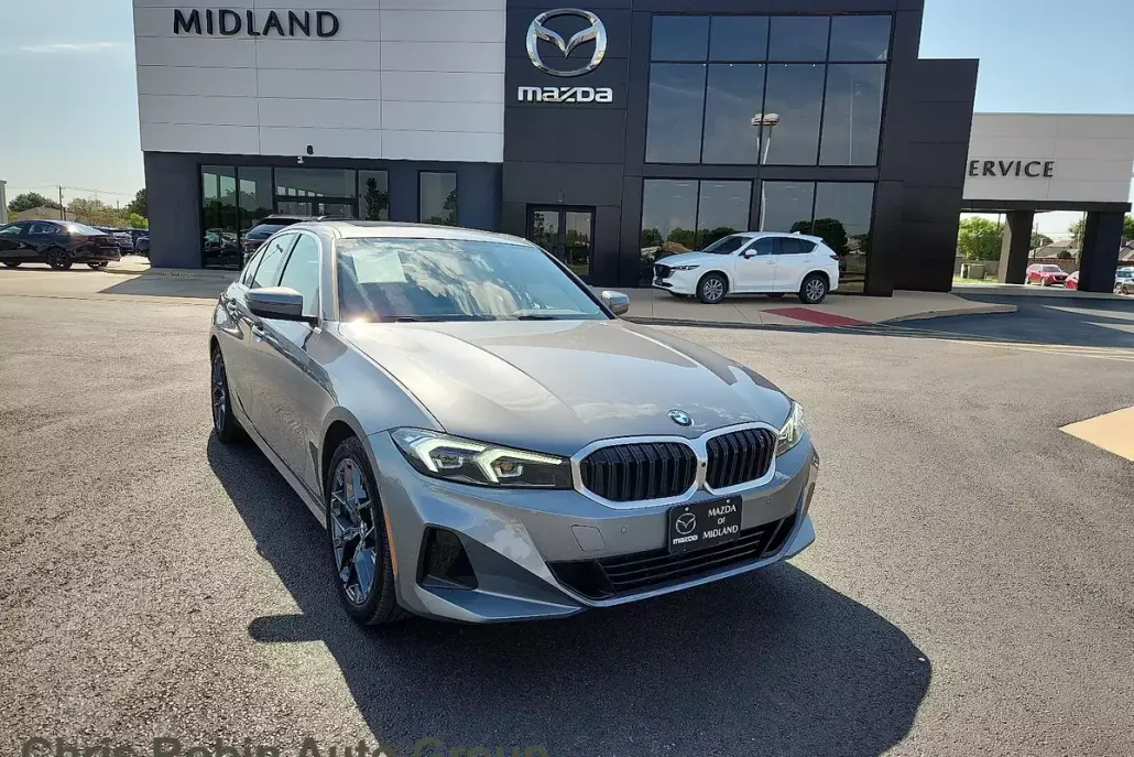 2025 Bmw 330i photo 1