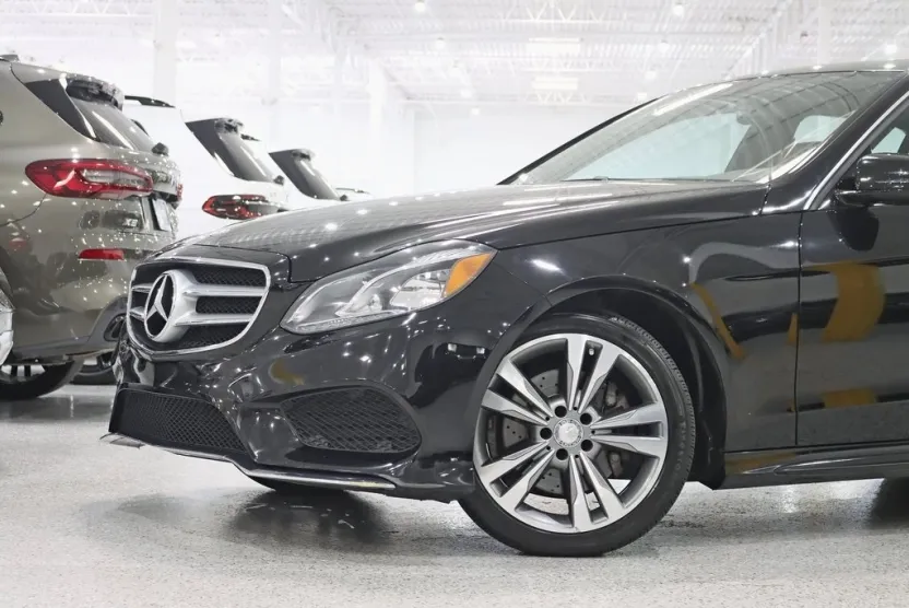 2016 Mercedes Benz E 350 4MATIC photo 1