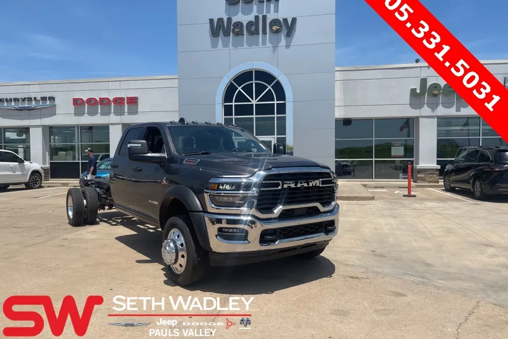 2025 Ram 5500 photo 1