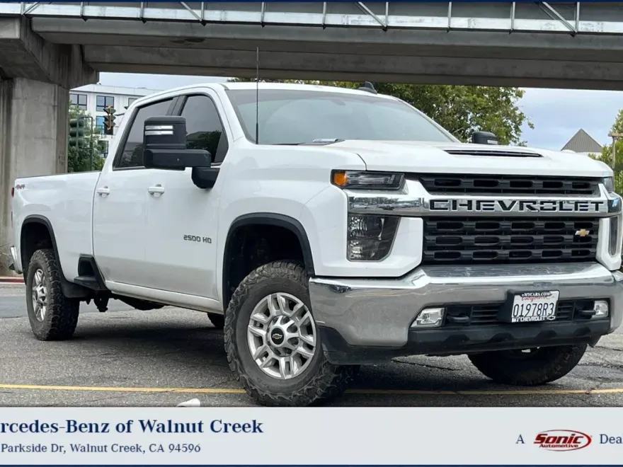 2023 Chevrolet Silverado 2500HD LT photo 1