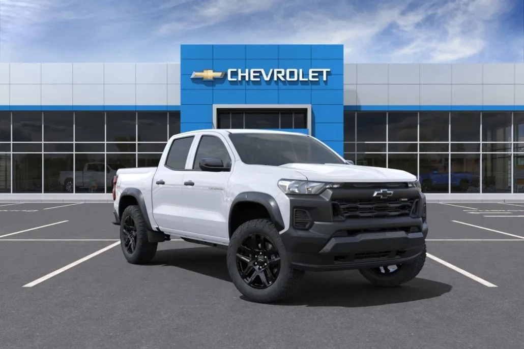 2025 Chevrolet Colorado Trail Boss photo 1
