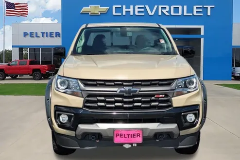 2022 Chevrolet Colorado Z71 photo 2