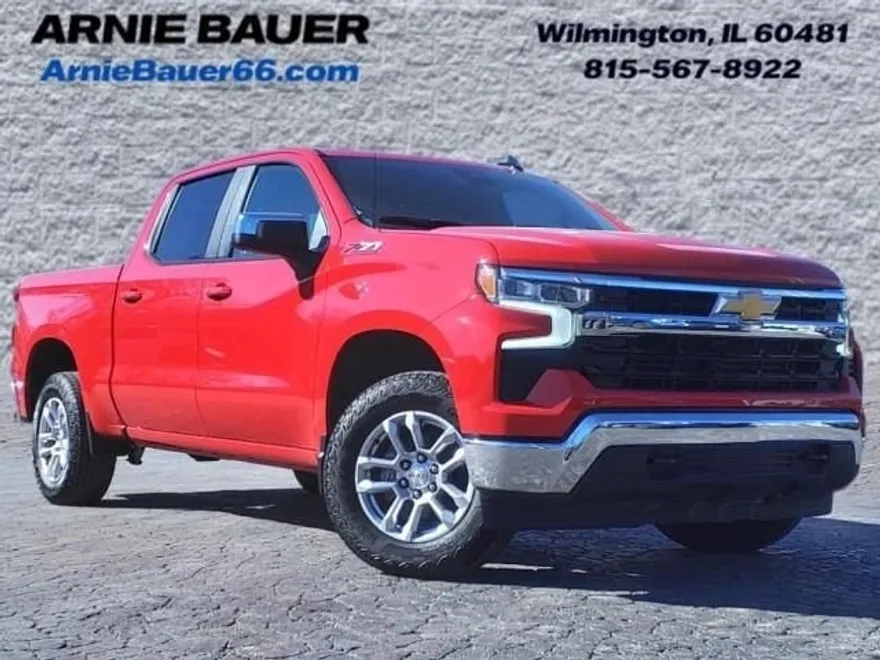 2024 Chevrolet Silverado 1500 LT photo 1