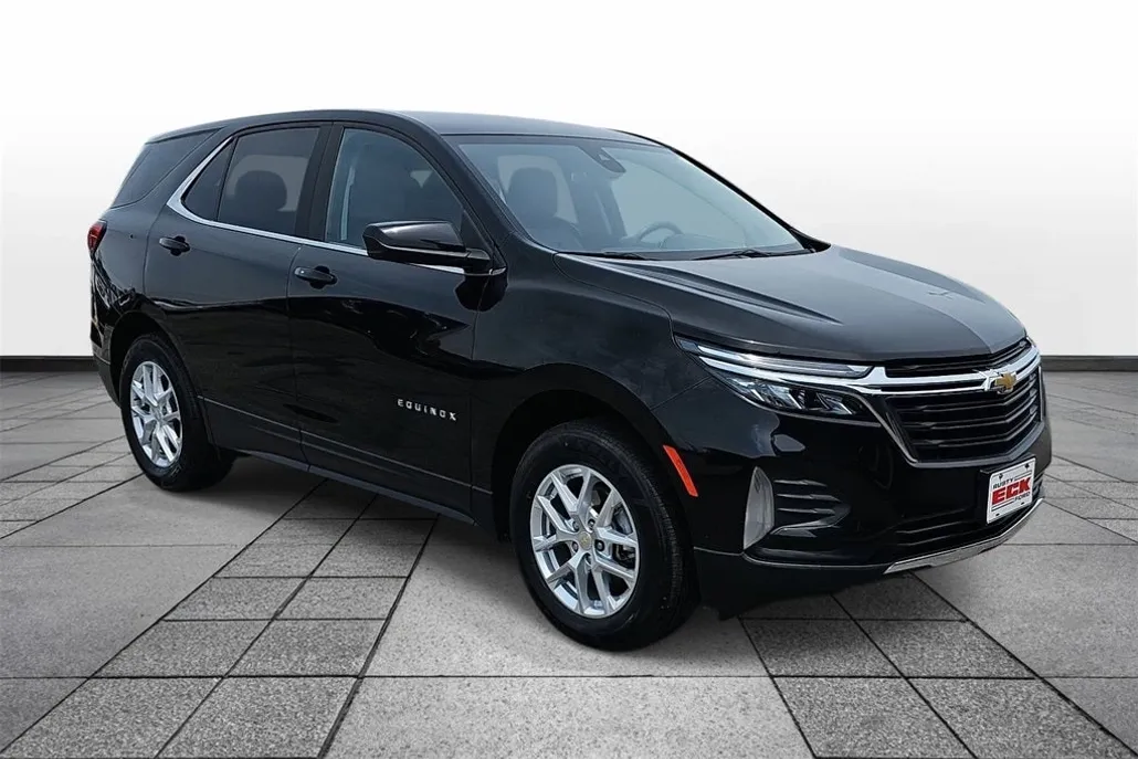 2023 Chevrolet Equinox LT photo 1