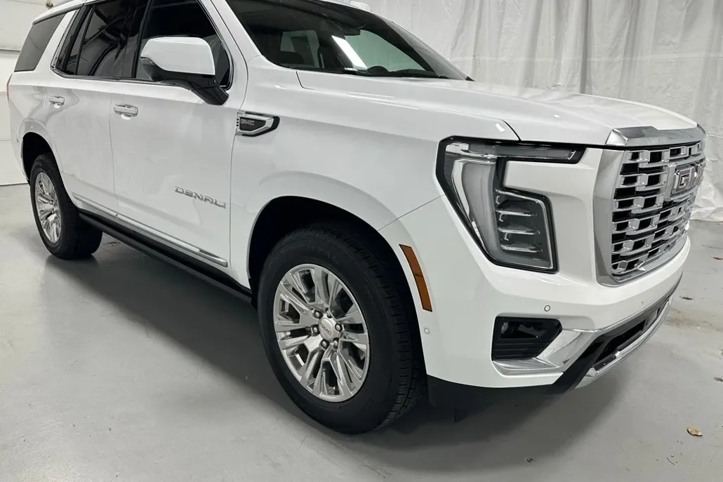 2025 Gmc Yukon Denali photo 1