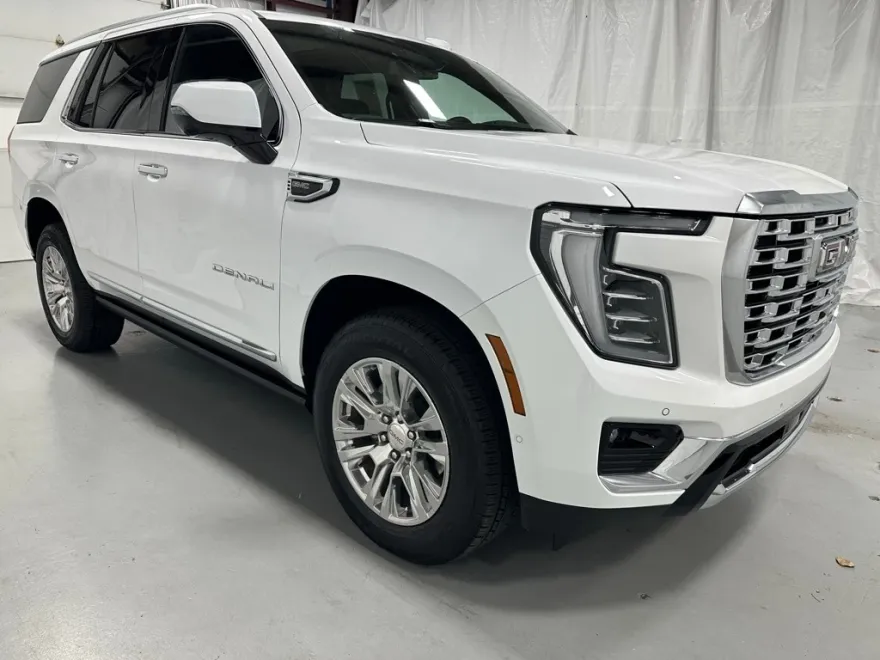 2025 Gmc Yukon Denali photo 1