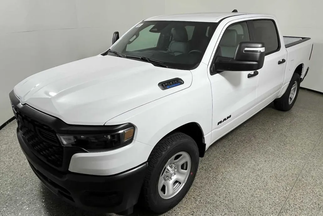 2025 Ram 1500 Tradesman photo 1