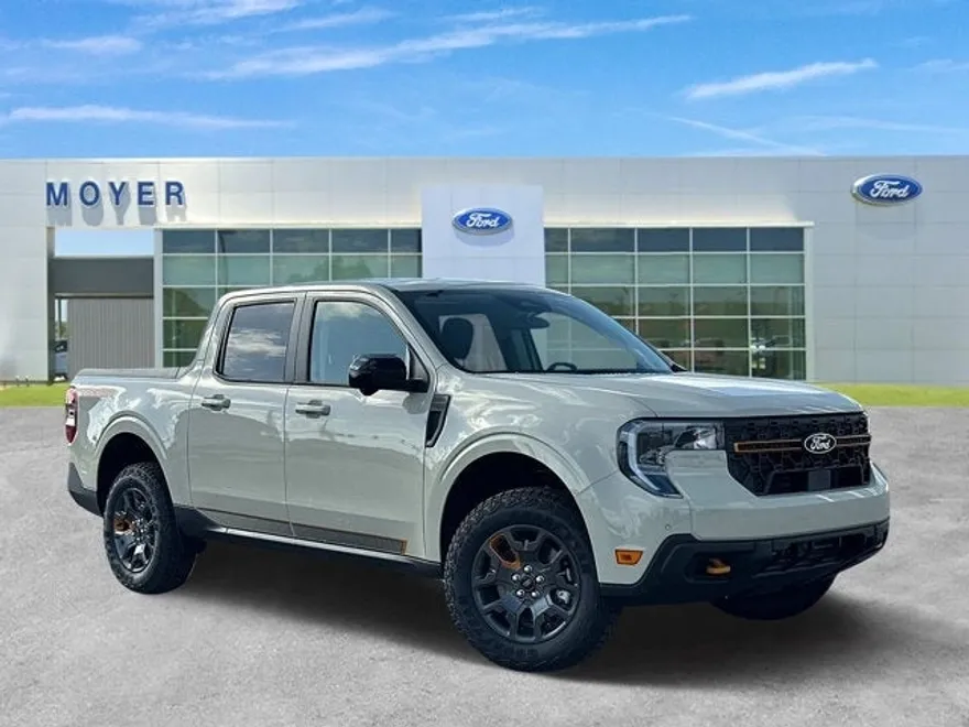 2025 Ford Maverick Tremor photo 1