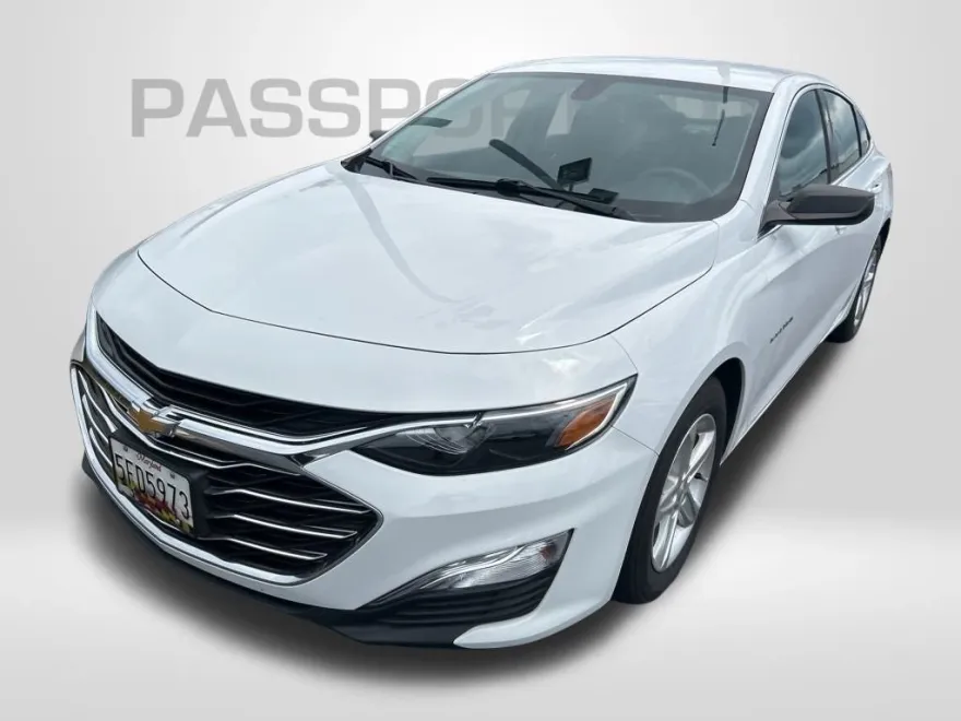 2020 Chevrolet Malibu photo 1