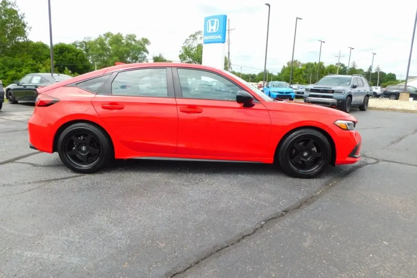 2024 Honda Civic Sport photo 1
