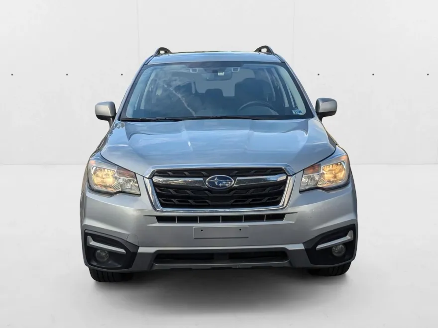 2018 Subaru Forester Premium photo 1