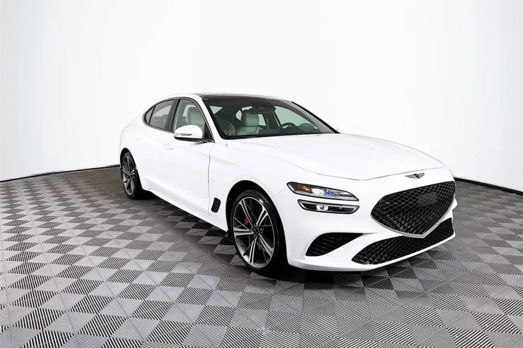 2025 Genesis G70 2.5T Prestige photo 1