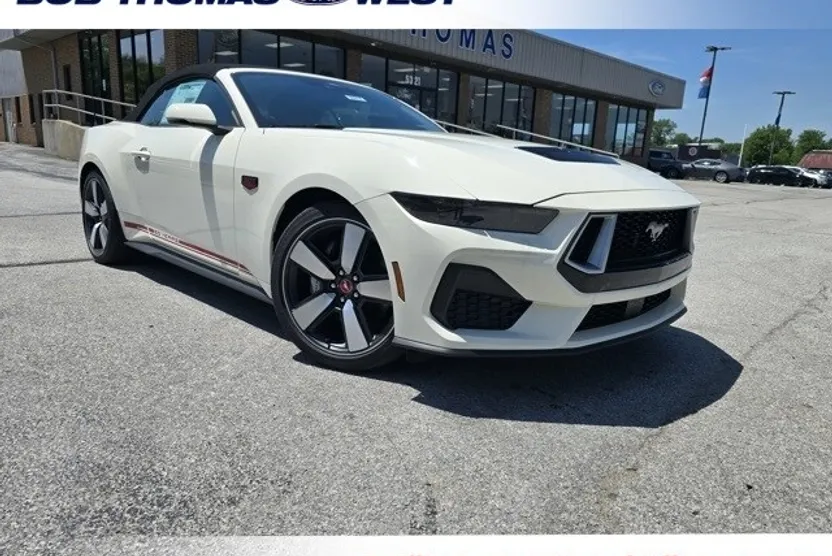 2025 Ford Mustang GT Premium Convertible photo 1
