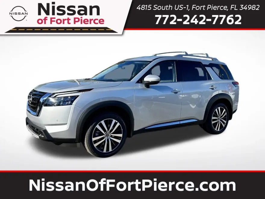 2025 Nissan Pathfinder Platinum photo 1
