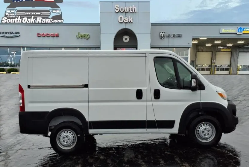 2025 Ram ProMaster 1500 Tradesman photo 1