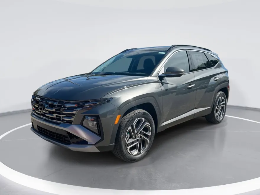 2025 Hyundai Tucson Hybrid Limited photo 1