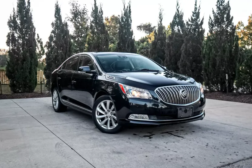 2016 Buick LaCrosse Leather photo 1