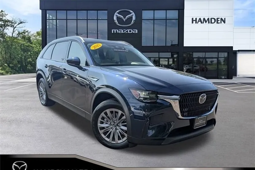 2025 Mazda CX-90 Preferred photo 1