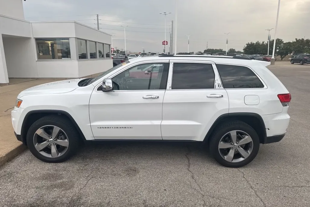 2016 Jeep Grand Cherokee Limited photo 1