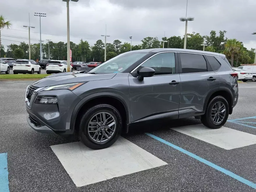 2023 Nissan Rogue S photo 1